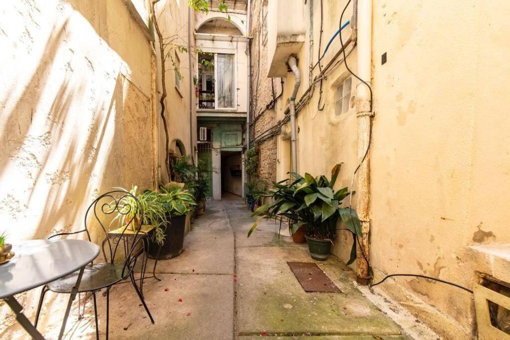 Studio 23M2 Moderne Hypercentre - Arenes A 2 Min Nimes Exterior photo